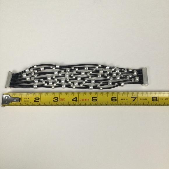 🆓ADD ON: Women’s Hand Crafted Magnetic Clasp Wide Bracelet - Picture 6 of 7